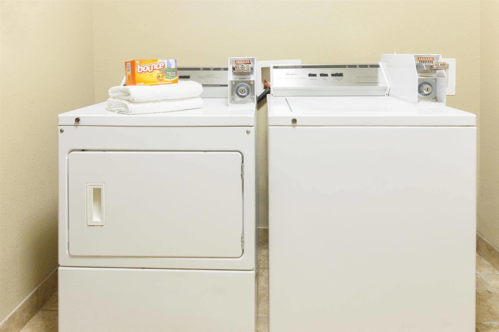 Lone Star Inn & Suites Groesbeck Luaran gambar